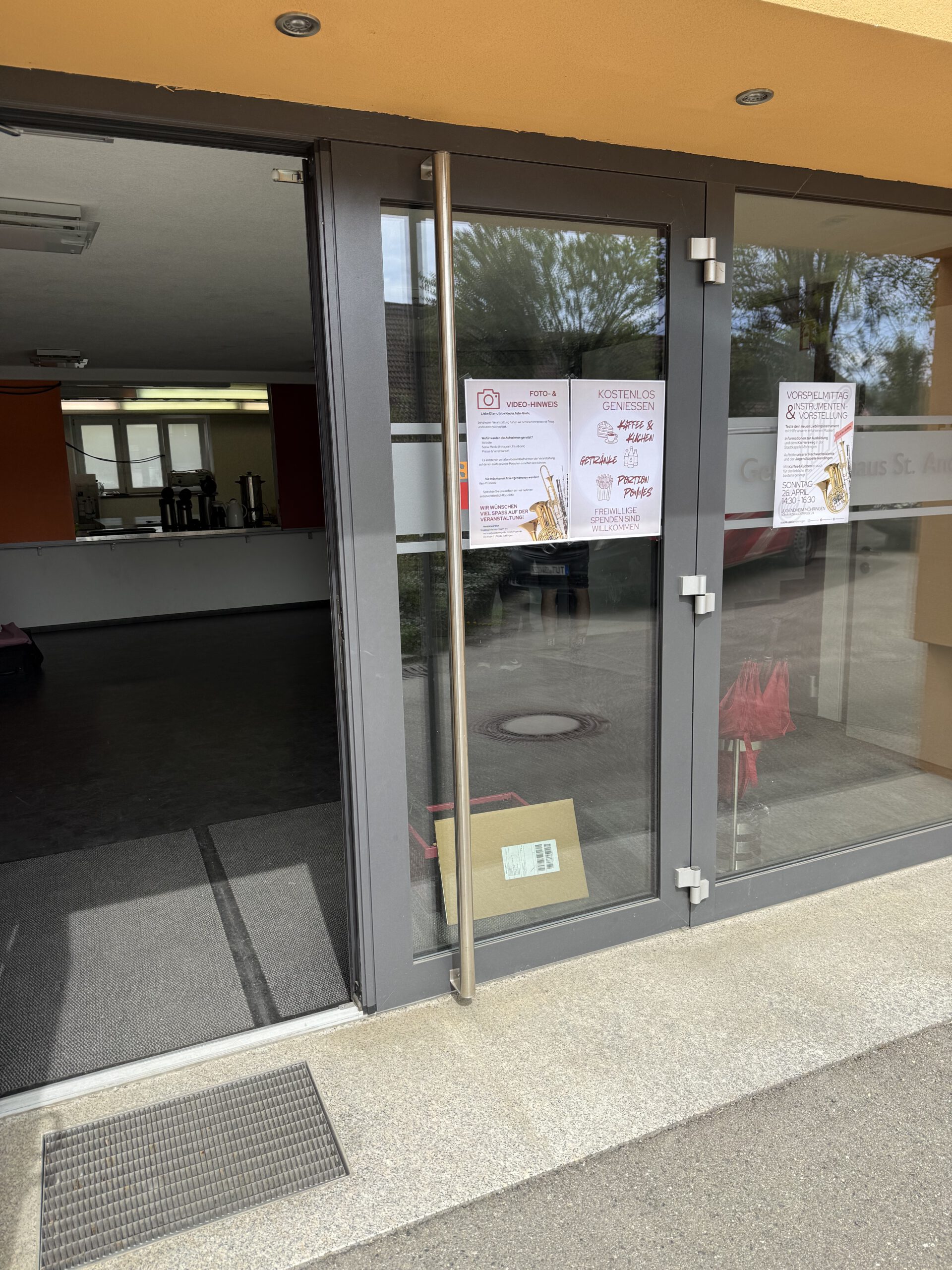 20260426_100518835_iOS